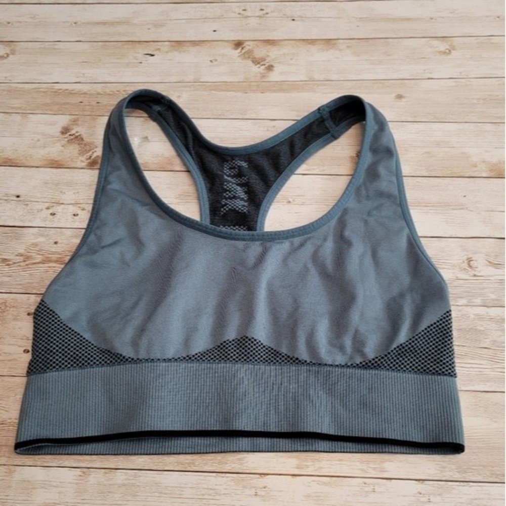 PINK VICTORIA'S SECRET SPORTS BRA | BRALETTE
